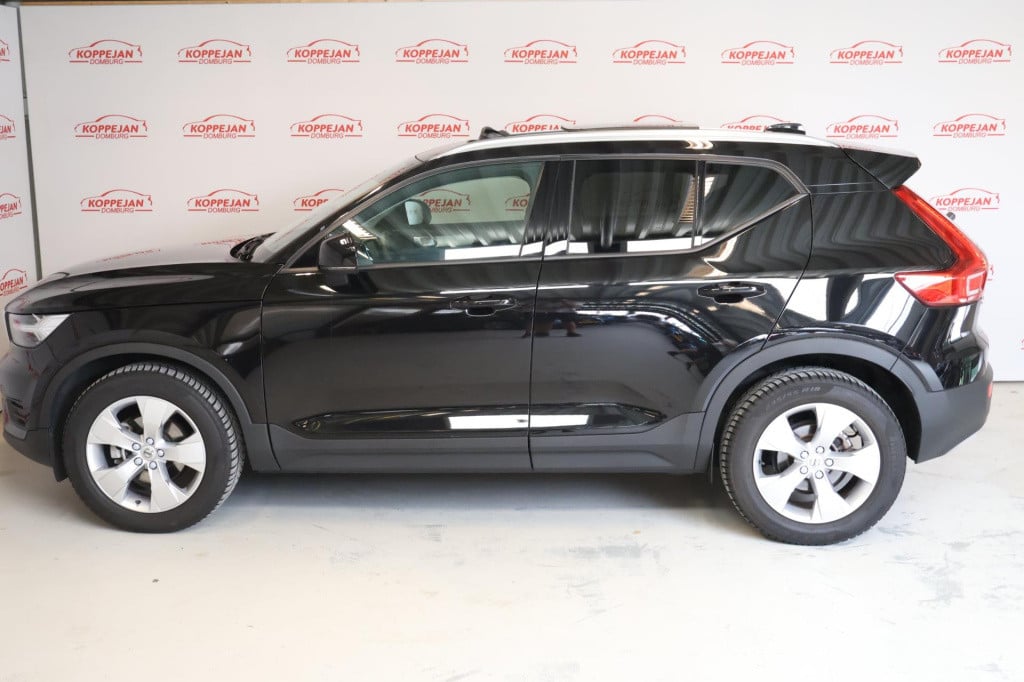 Volvo XC40 1.5 t3 momentum pro nl auto, panoramadak, el kofferklep, carplay