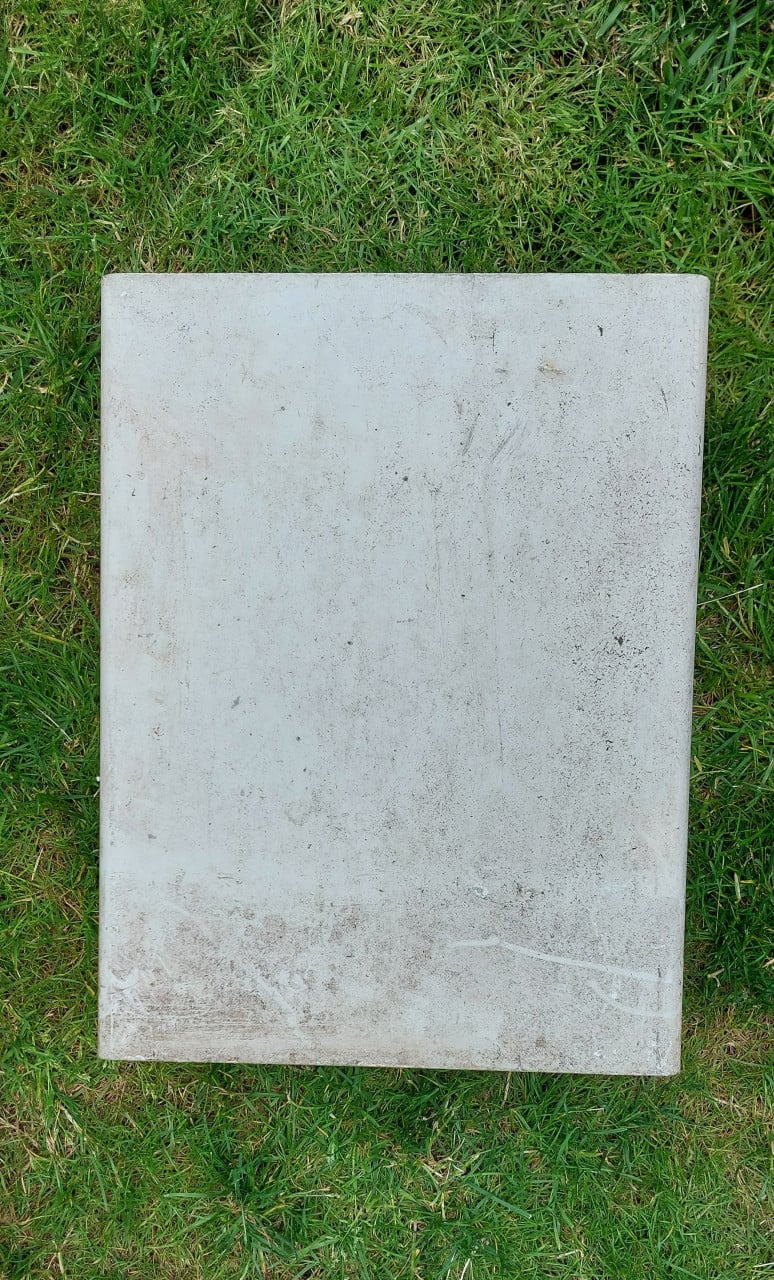 Waterdichte Aluminium Bloembak  L=31 x B=14 x H=40  cm.