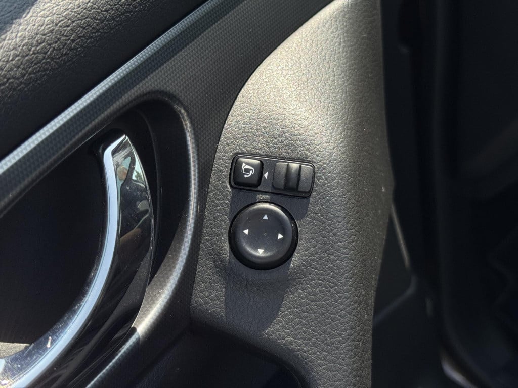 Nissan Qashqai 1.3 dig-t n-motion | trekhaak | panoramadak | apple carplay/