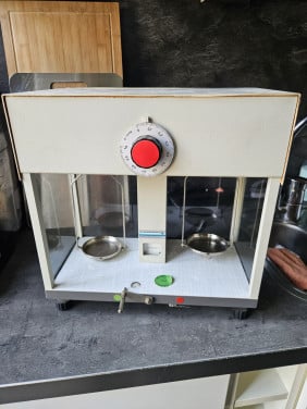 Jaren 60 analytische balans weegschaal, klein model voor nauwkeurige meting