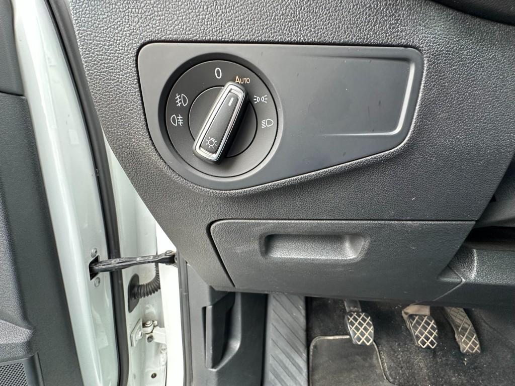 Volkswagen Tiguan 1.4 tsi act connected series r-line panoramadak trekhaak 