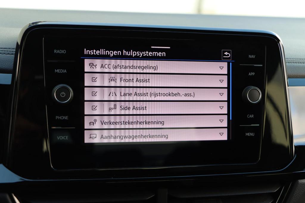 Volkswagen T-roc 1.5 tsi r-line 150pk dsg7