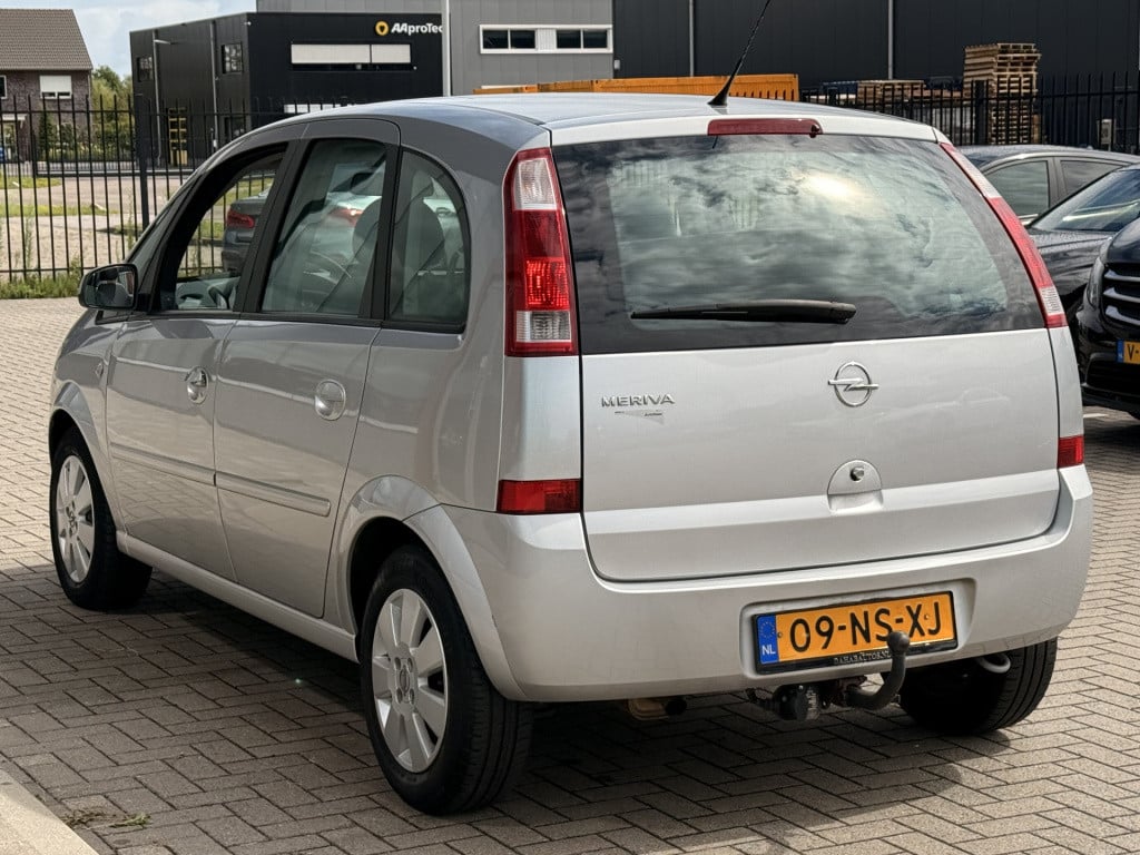 Opel Meriva 1.6 cosmo