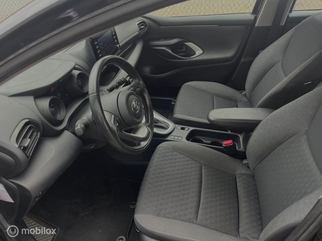 Toyota Yaris 1.5 hybrid dynamic | orig. nl | 1e eig. | btw