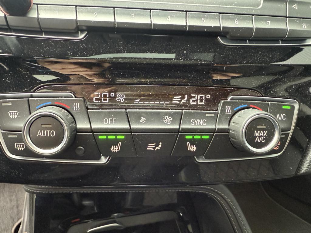 BMW X1 s-drive20i 192pk automaat high executive panoramadak