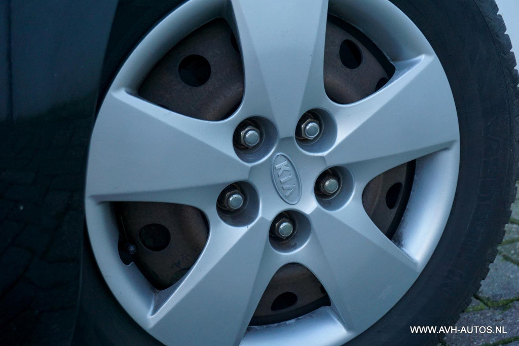 Kia Cee'd sporty wagon 1.4 x-tra