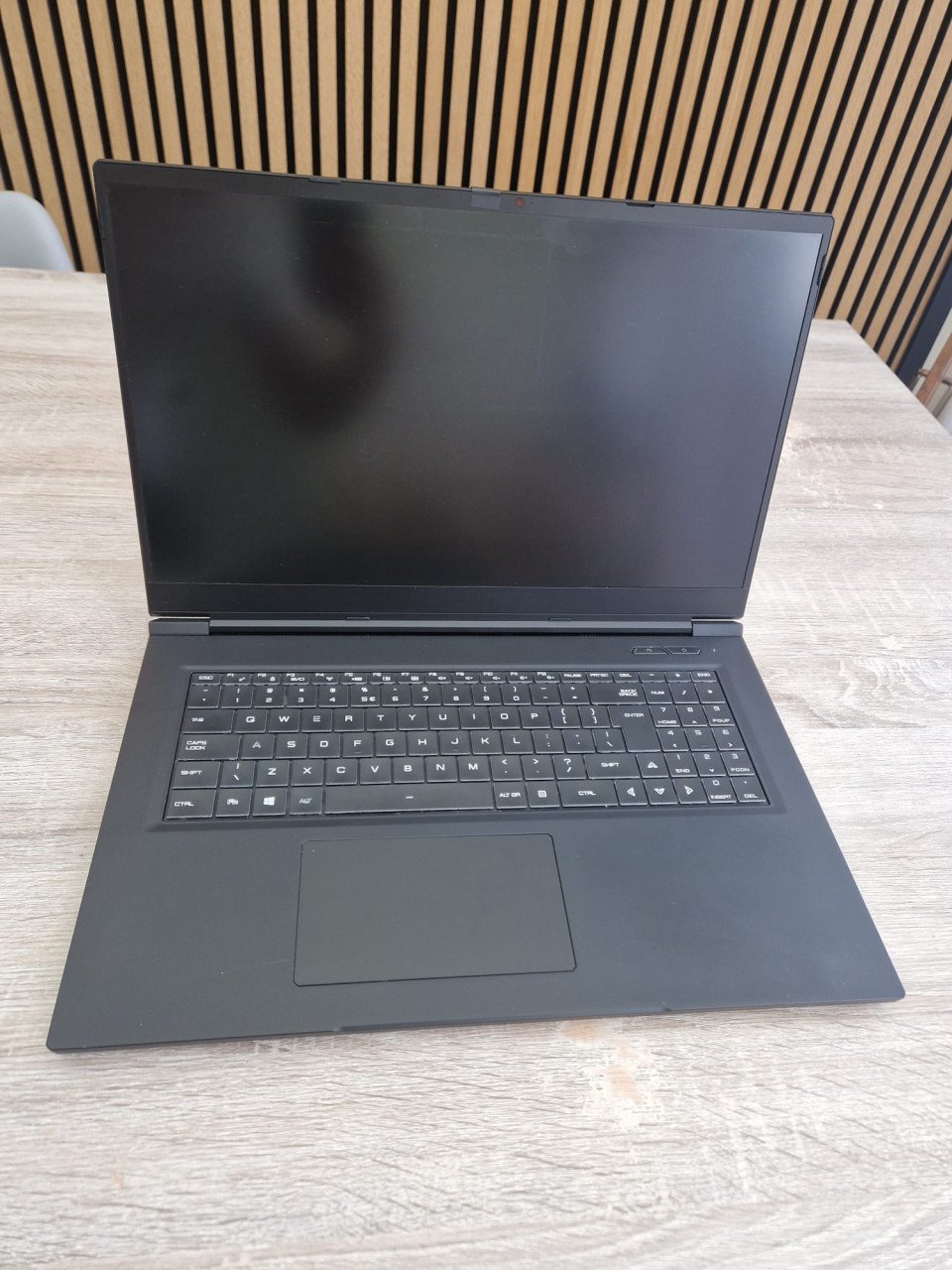 SKIKK LYNX 3 | 17,3" QHD | i7 | 32GB RAM | RTX 3070