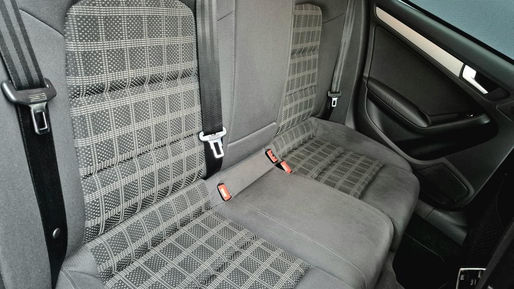 Audi A4 avant 1.8 tfsi business edition | 170 pk | navi | xenon | airco | c