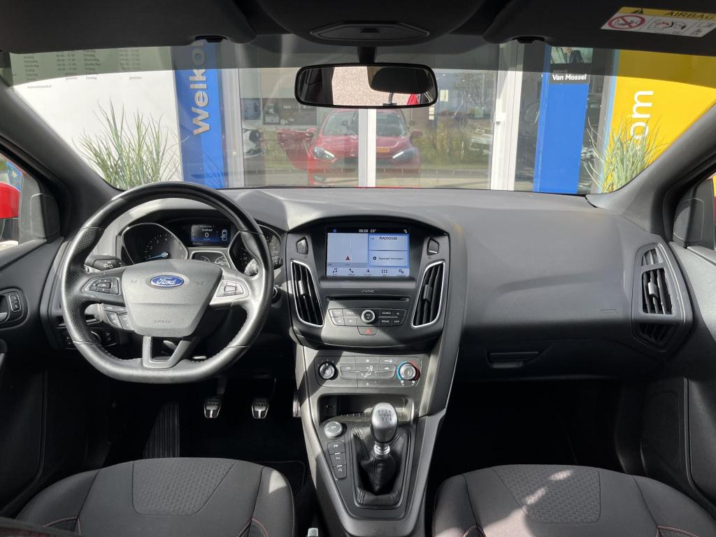 Ford Focus 1.5 st-line | cruise control | achteruitrijcamera | navigatie | 
