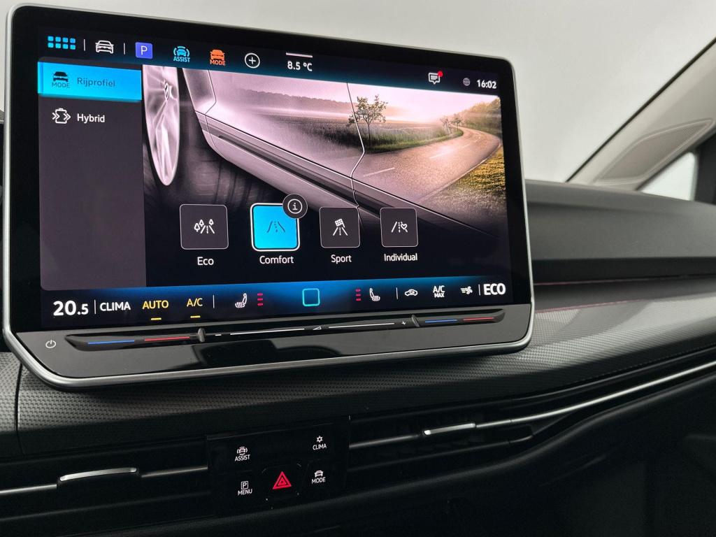 Volkswagen Golf style edition plug in hybride 204 pk