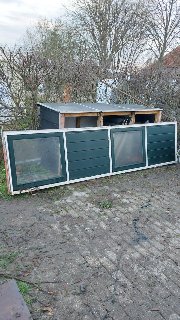 Gratis kozijn in goede staat