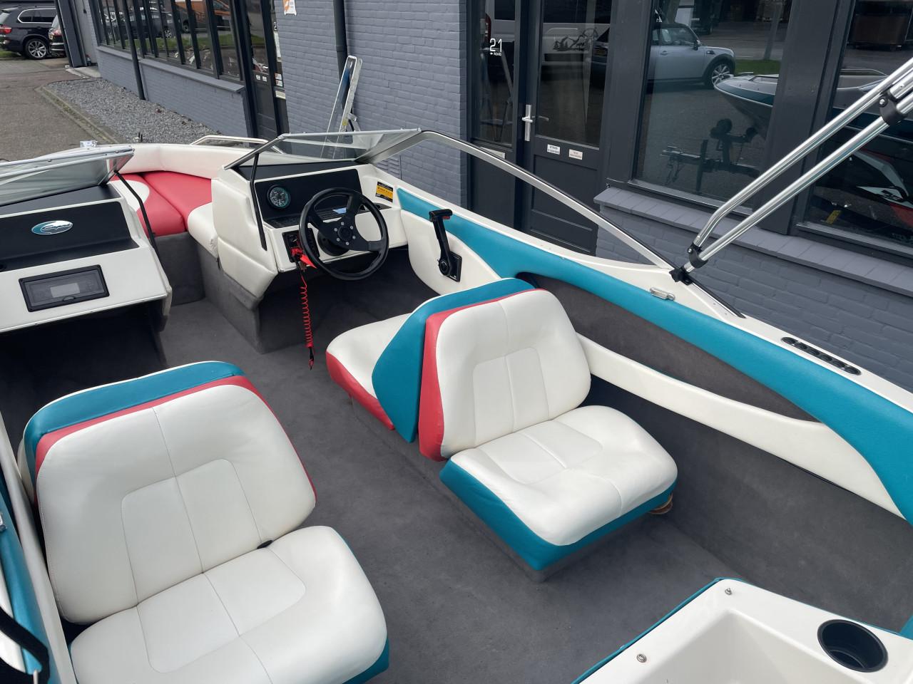 Bayliner CAPRI 1700 BOWRIDER