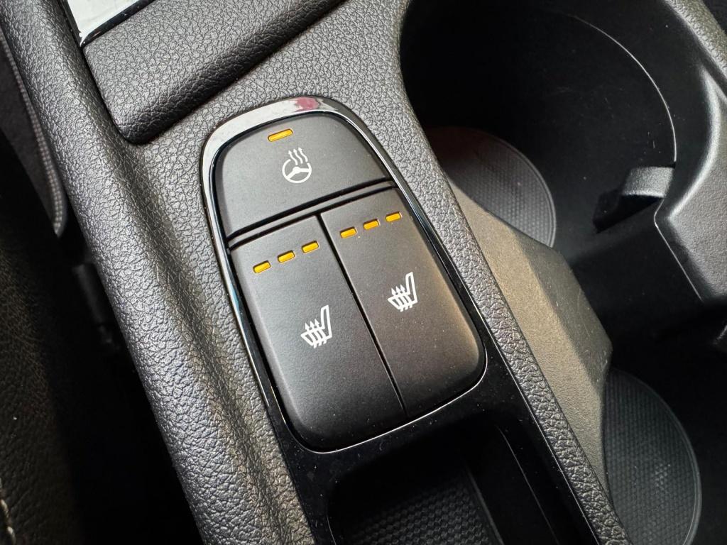 Kia Niro 1.6 gdi hybride - stoelverwarming - stuurwielverwarming - leer