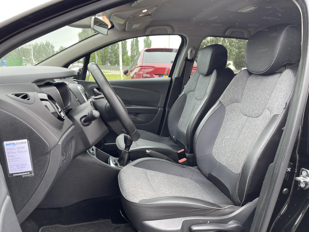Renault Captur 0.9 tce bose | navigatie | camera | achterbank verstelbaar |