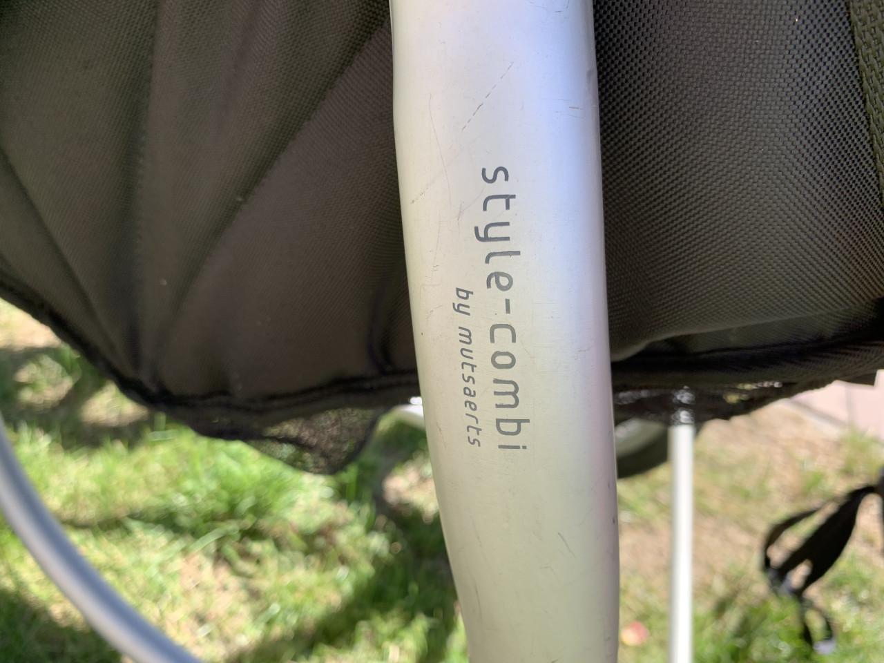 Een complete Mutsy Style-Combi kinderwagen
