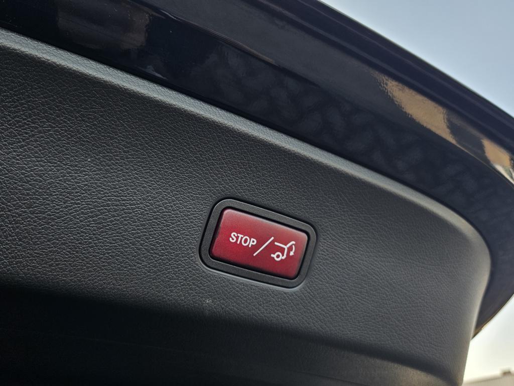 Mercedes-Benz Glc 200 4matic amg line | acc | camera | carplay