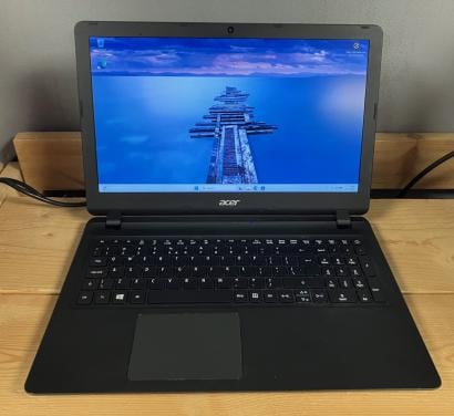 Acer EX2540 i5-7200U / 8GB / 250GB SSD / W11 pro