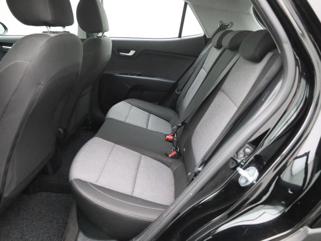 Kia Stonic 1.2 mpi design edition | apple carplay / android auto | parkeers