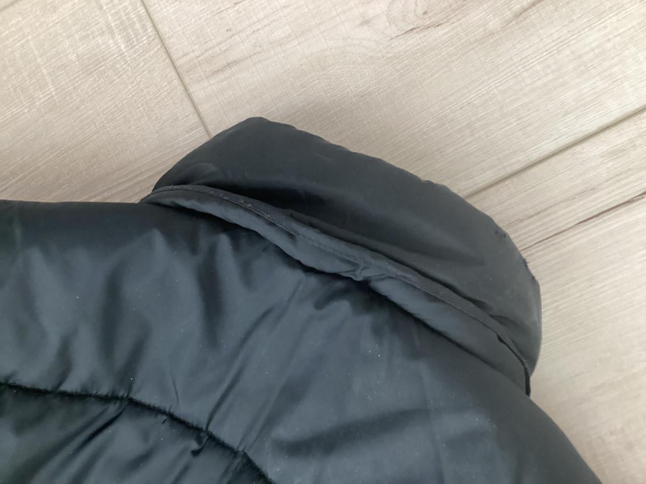 Winterjas zgan maat 42 met ritsjes aan de kant