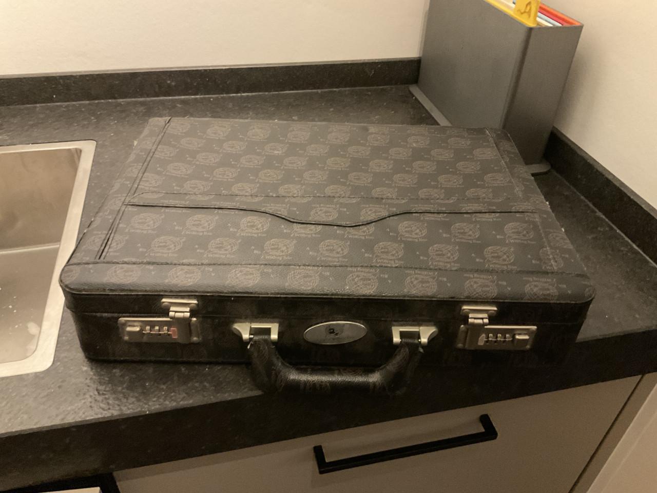 Luxe messenset in koffer.