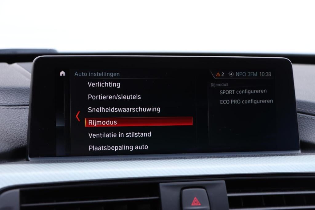 BMW 3-serie 320i edition m sport shadow executive 184pk