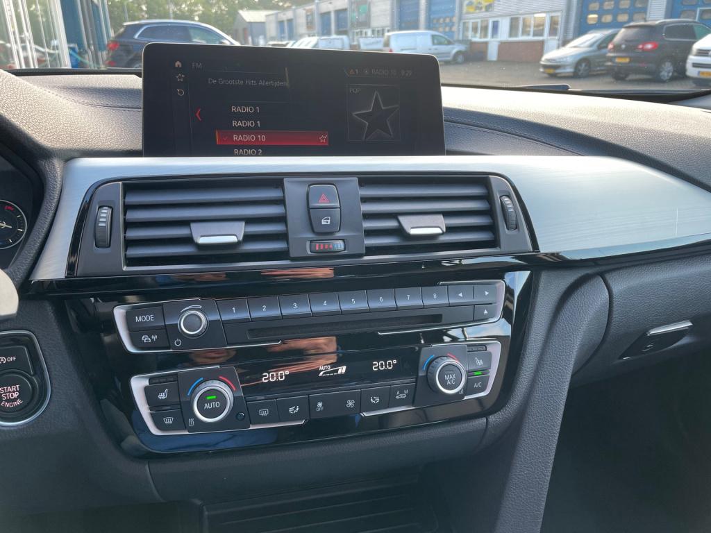 BMW 3-serie touring 318i luxury edition