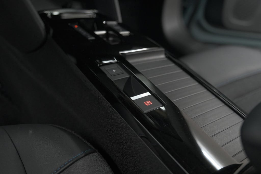 Citroen Ë-c4 feel pack 50 kwh | camera | apple carplay | parkeersensoren
