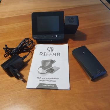 Wekker digitaal met plafond projectie