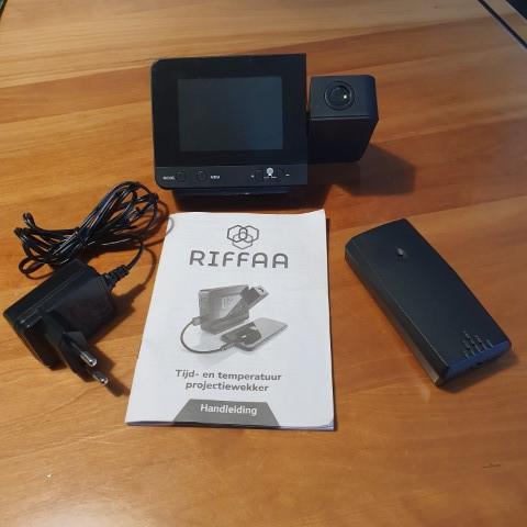 Wekker digitaal met plafond projectie