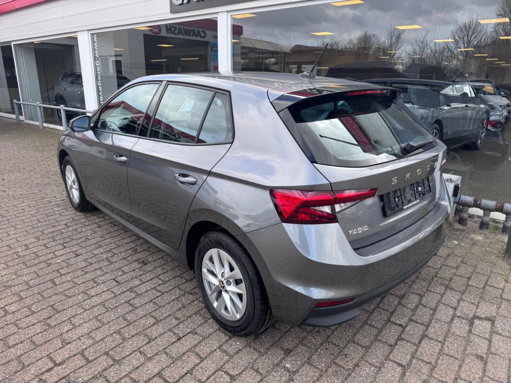 Skoda Fabia 1.0 tsi business edition