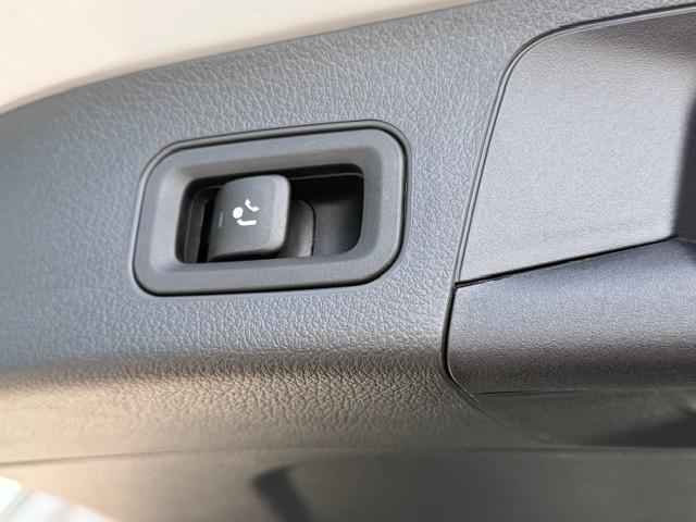 Mercedes-Benz Gla-klasse 200 business solution amg l panoramadak l mbux l m