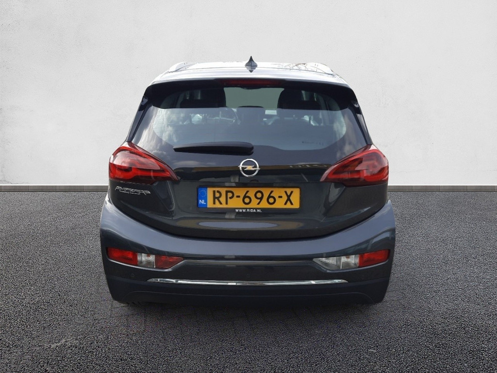 Opel Ampera-e launch executive 60 kwh | e2000,- subsidie