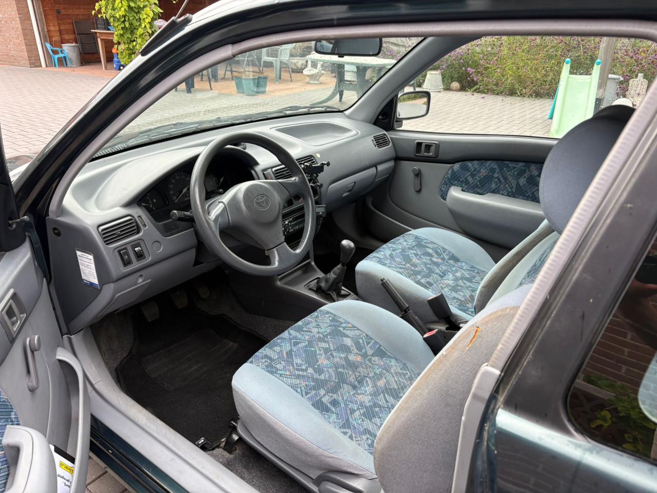 Toyota Starlet 1999