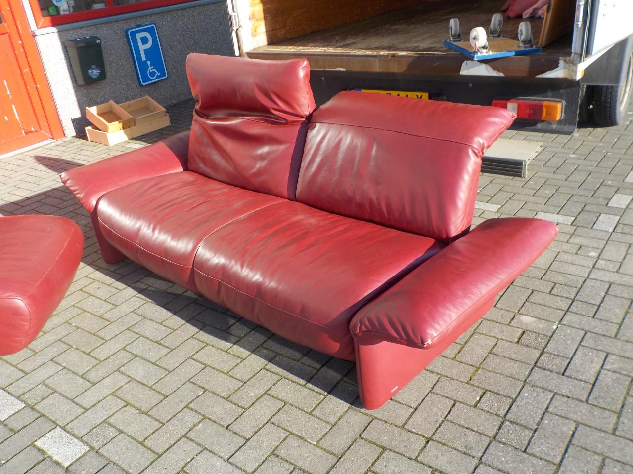 Bankstel  mooie kwaliteit leer zeer speciaal love zit en grote bank