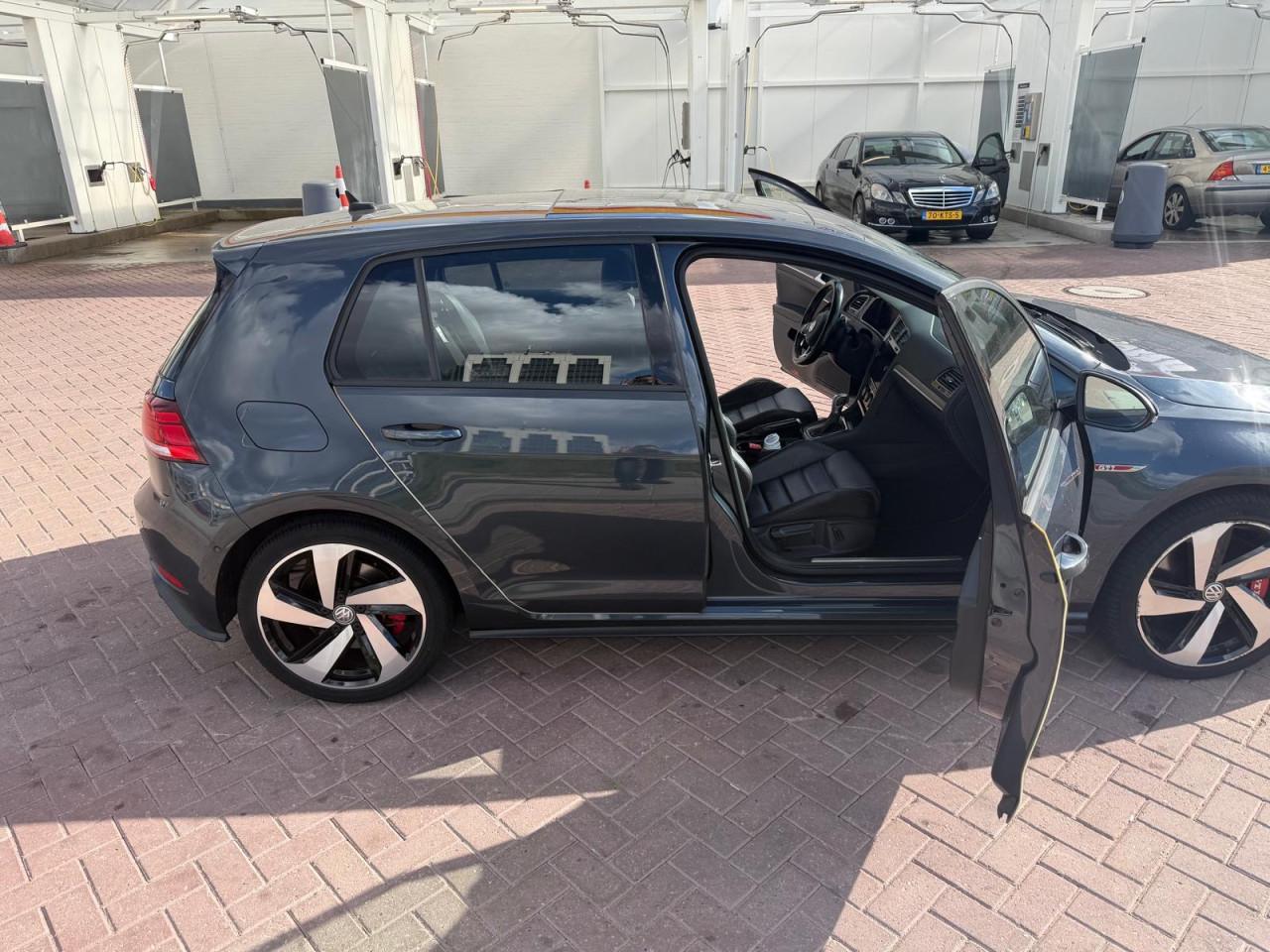 Volkswagen Golf GTI Performance (2018) 82.286 km.