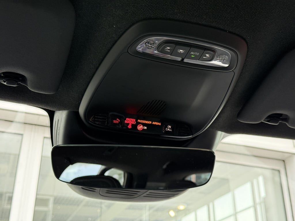 Volvo XC40 t4 211pk recharge inscription exp| navi| climate| camera| dab+|