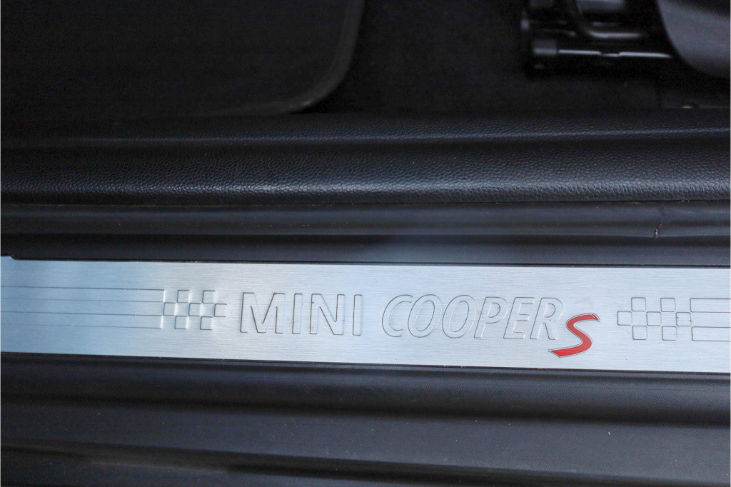 Mini Cooper mini 2.0 chili serious business pano i navipro i cam