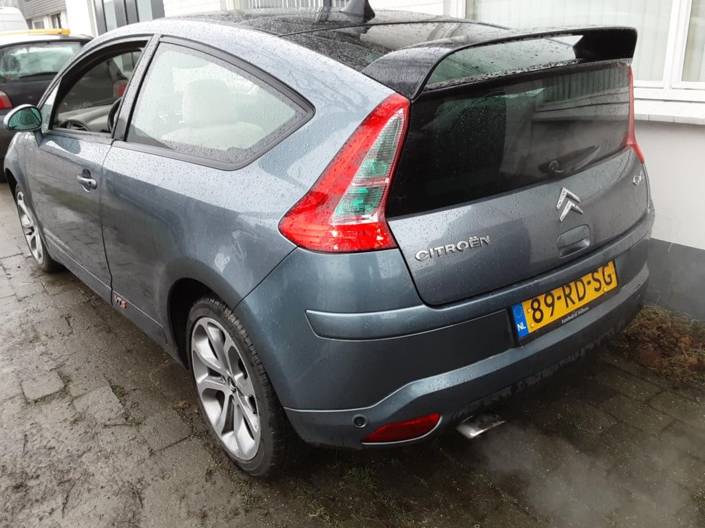 Citroen C4 coupé 2.0-16v vts 180