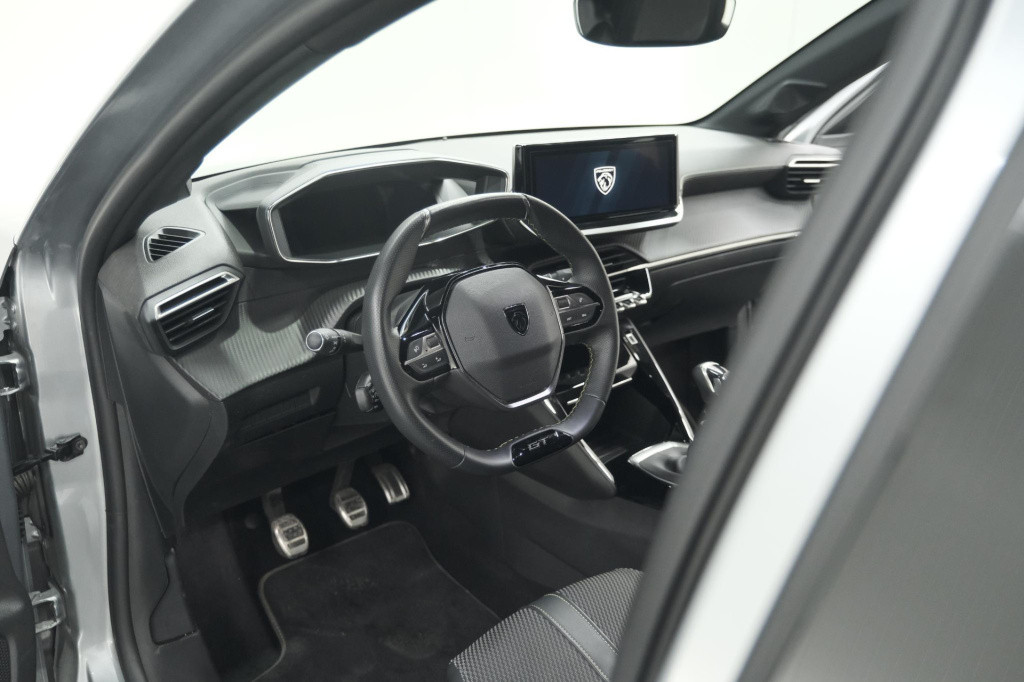 Peugeot 208 puretech 100 gt | camera | navigatie | apple carplay | parkeers