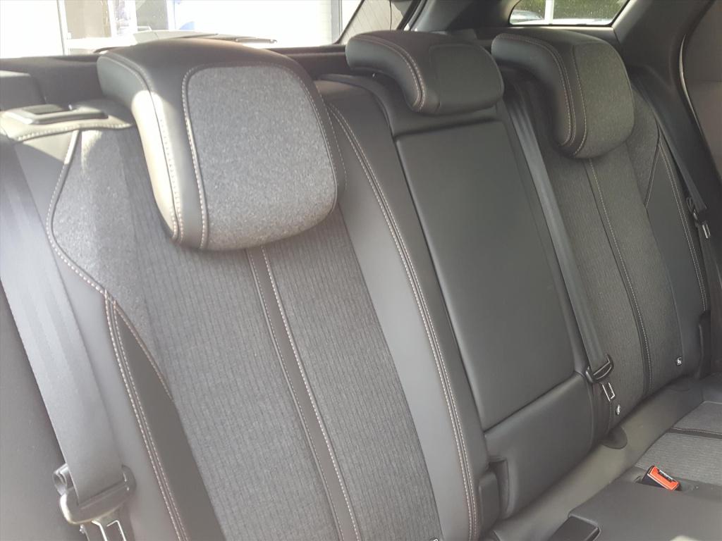 Peugeot 3008 gt-line 1.6turbo-165pk automaat (eat6)| navi | bt | applecarpl