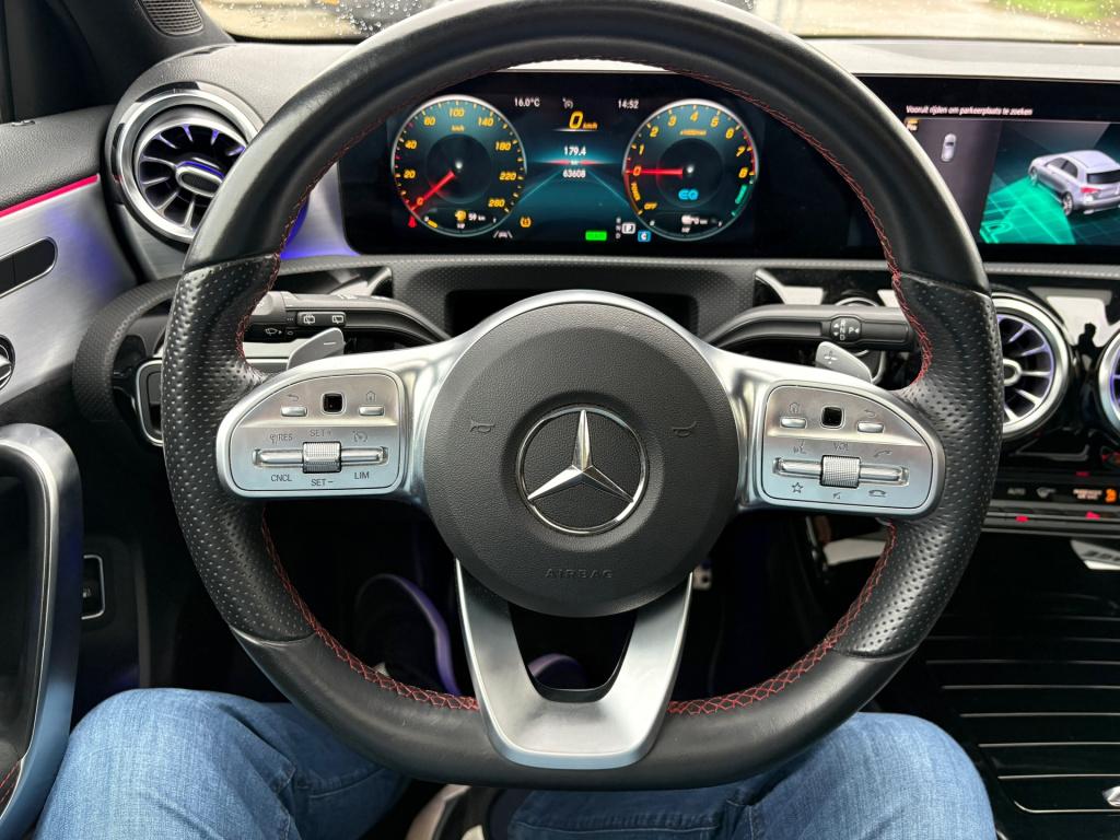 Mercedes-Benz A-Klasse 250 e business solution amg limited