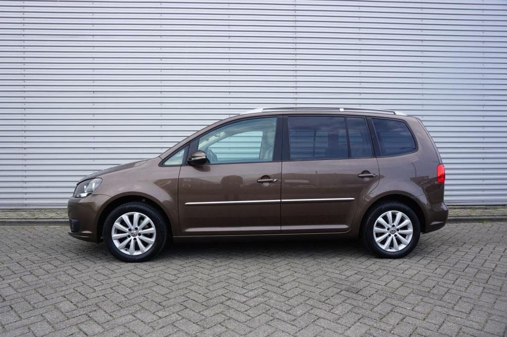 Volkswagen Touran 1.2 tsi highline bluemotion airco / navi / cruise / elekt