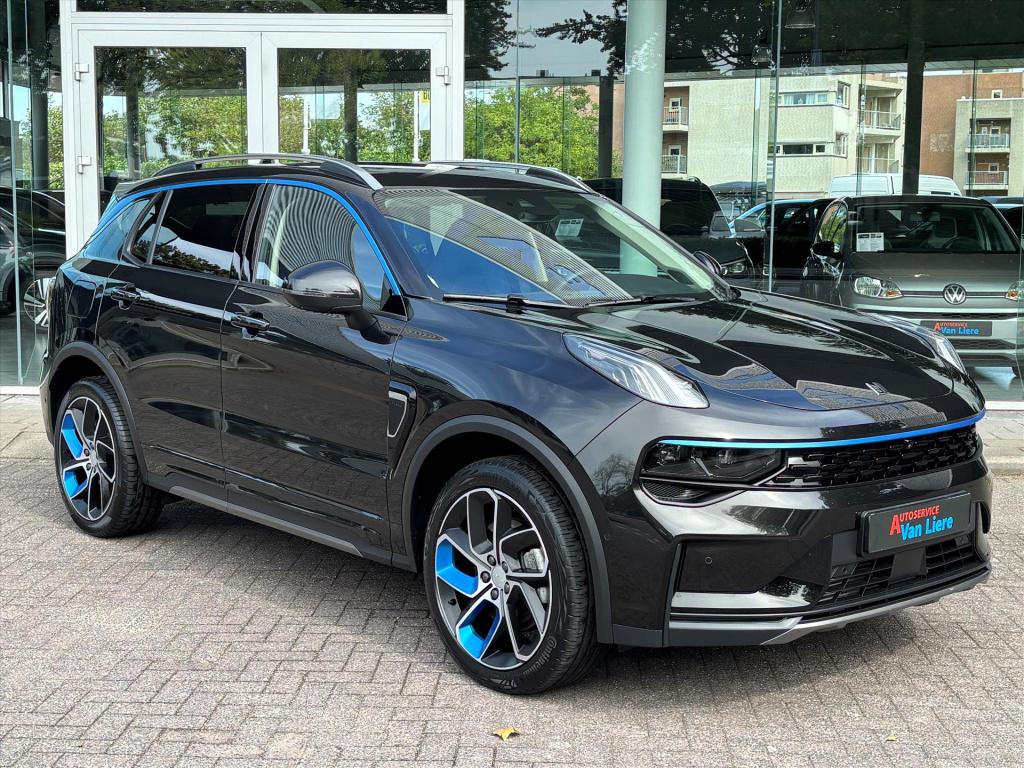 Lynk & Co 01 1.5td 261pk phev 7dcth|360gr camera|infinity sound| schuifdak|