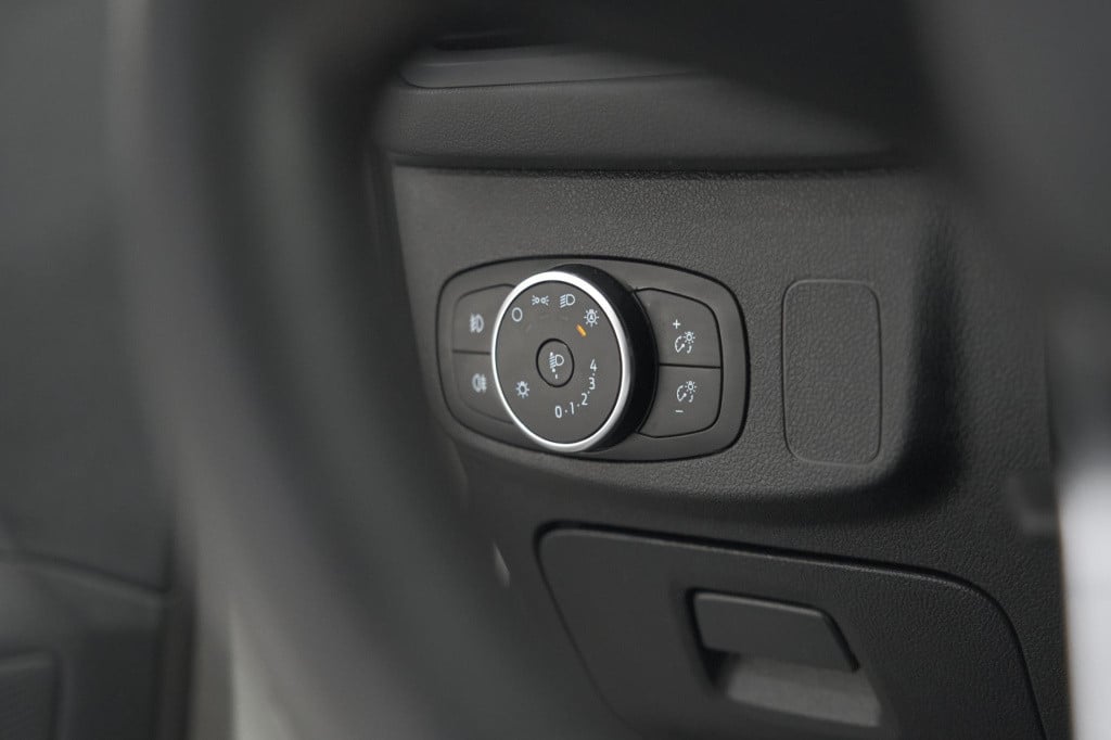 Ford Focus 1.5 ecoboost active business | lage kilometerstand | navigatie |