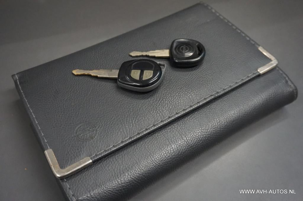 Opel Agila 1.2-16v color edition, nw-apk!!