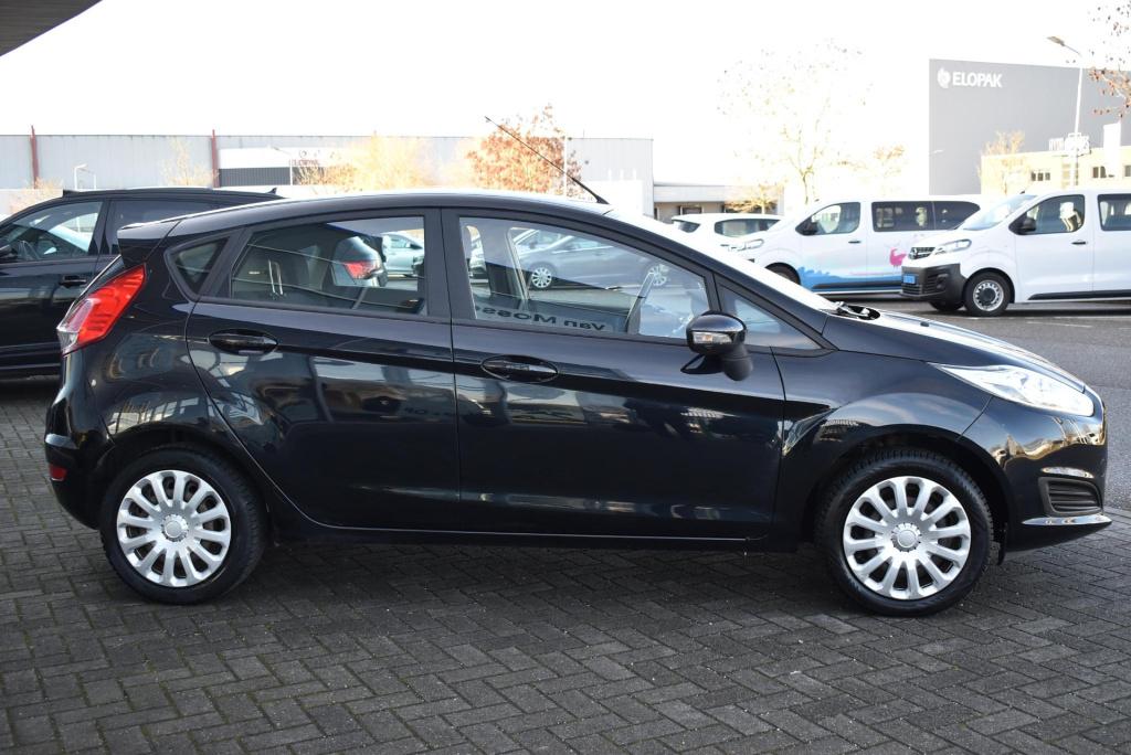 Ford Fiesta 1.0 style | incl. nieuwe distributieriem | airco | navigatie | 