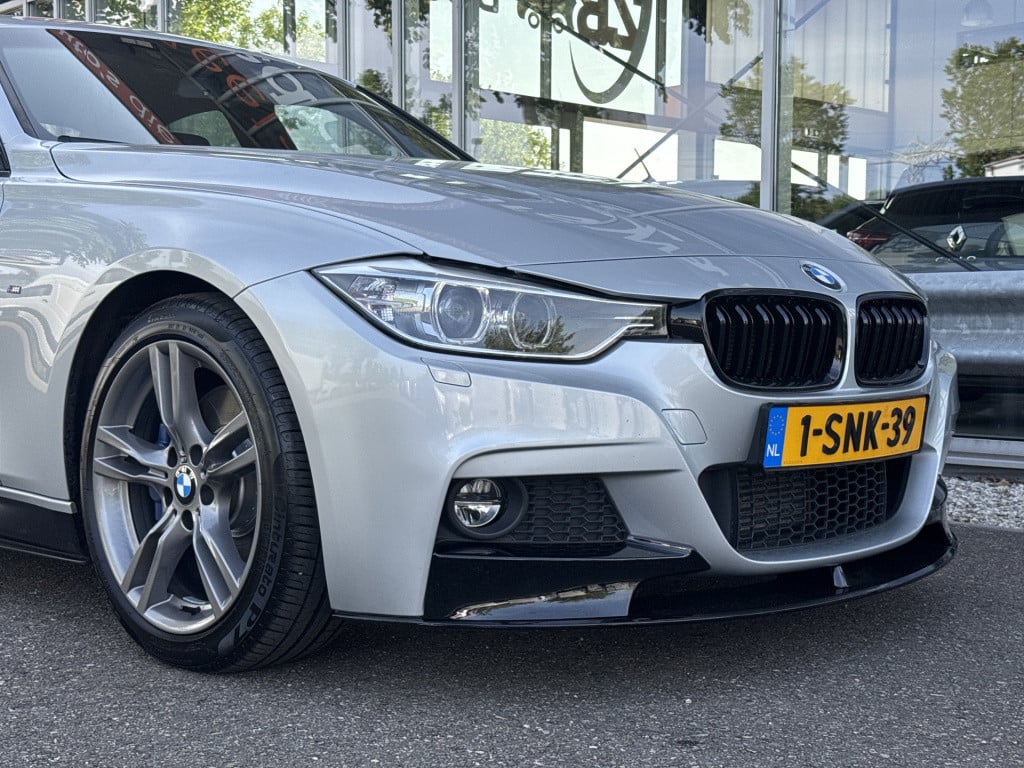 BMW 3-serie 320i high executive m sport | nl-auto | dealer ond. | m perform