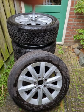 4 lichtmetalen velgen Mercedes A-klasse