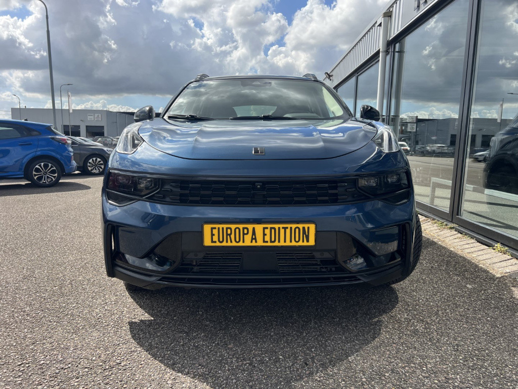 Lynk & Co 01 1.5 261pk plug in hybrid, 360gr camera , zwarte velgen , panod