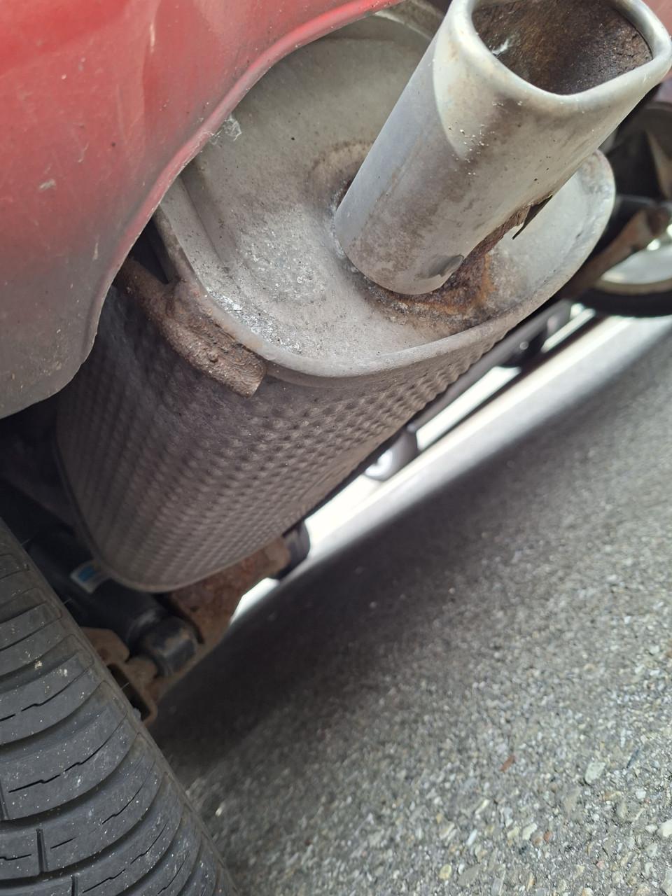 Ford ka Garage goed onderhouden.